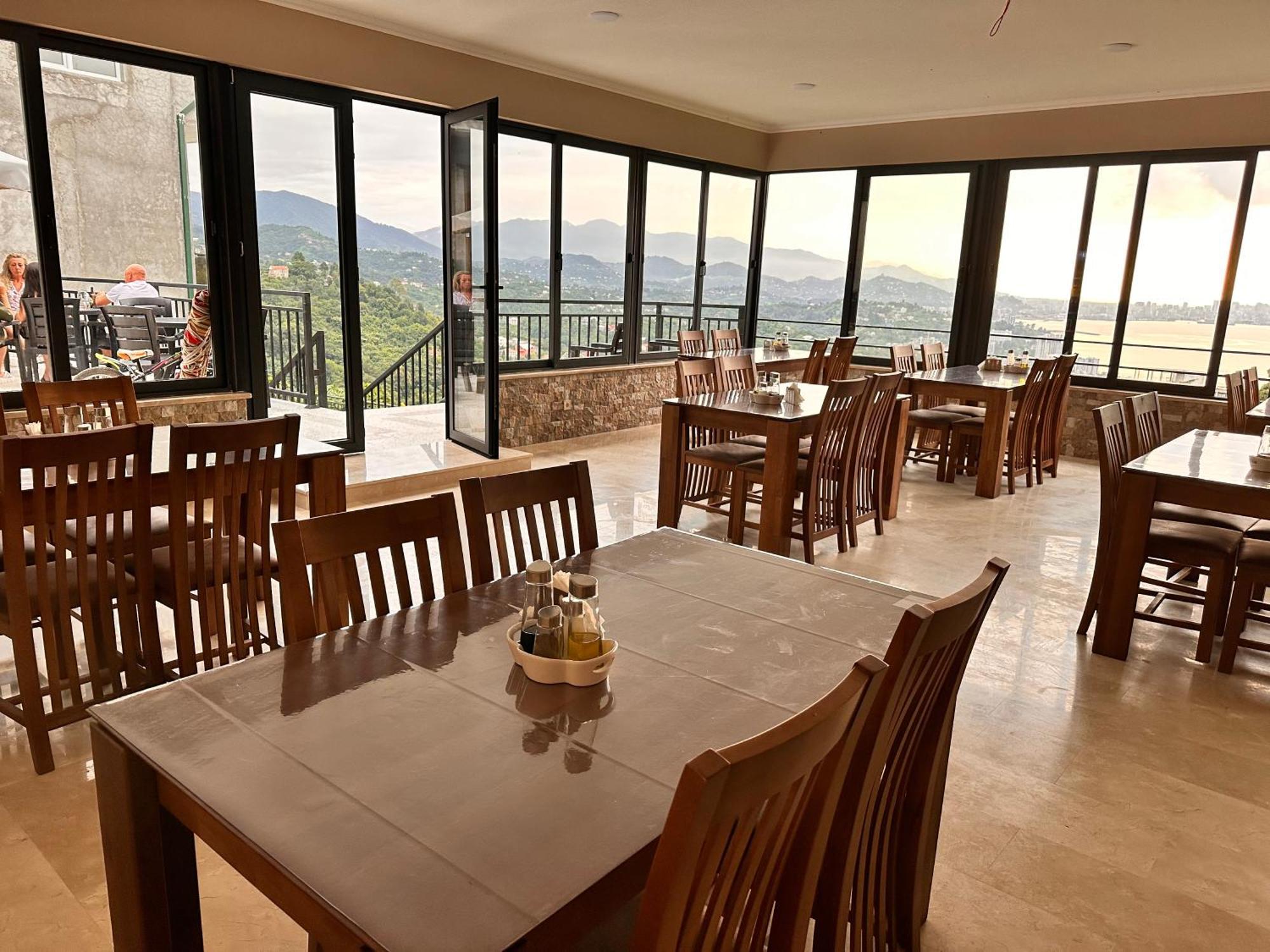 Hotel Cape Tower 3*